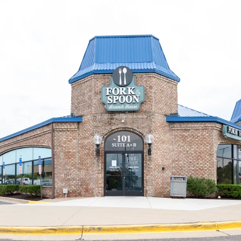 Where Fresh Brunch Meets Everyday Comfort